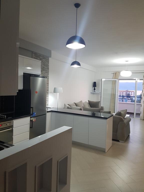 Vlorë Modern Cozy Apartment Seaview מראה חיצוני תמונה